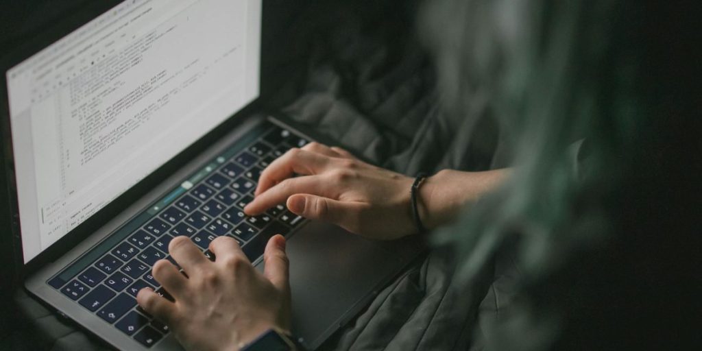 This guide breaks through the noise around developer AI tools and shows how to turn hype into measurable results. It explains the productivity paradox—why wides...