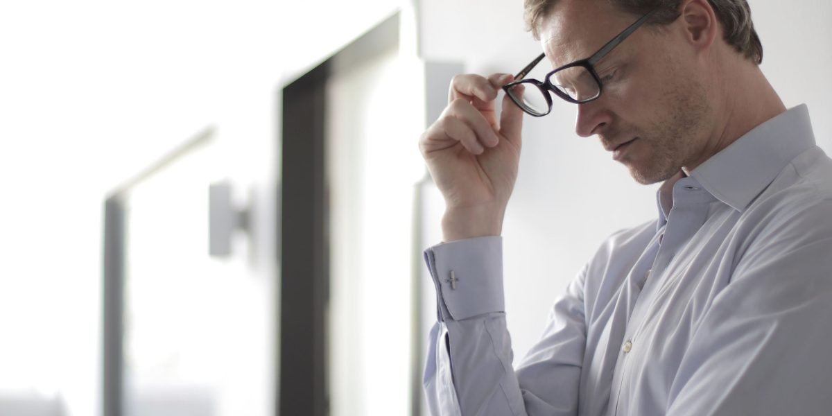 Carefully evaluating options is key to picking the most suitable free course for personal and professional development.