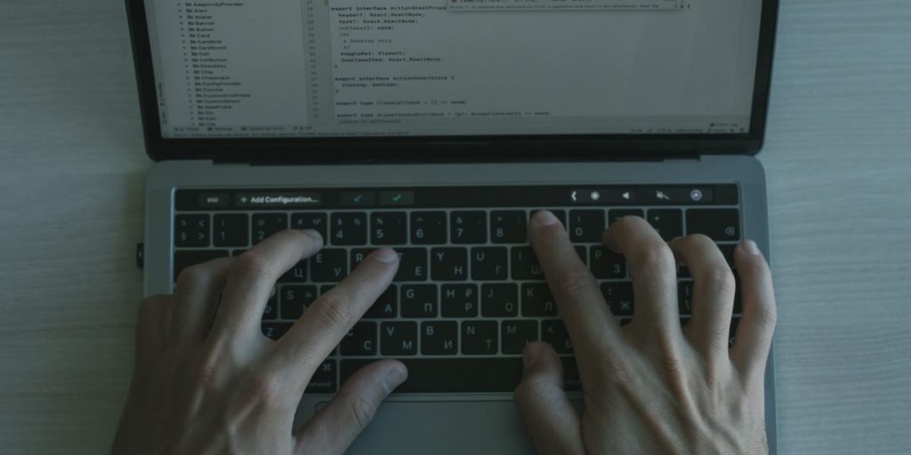 This article explains how software engineers can use the right resources to get noticed, land interviews, and advance their careers in 2026. It covers choosing...